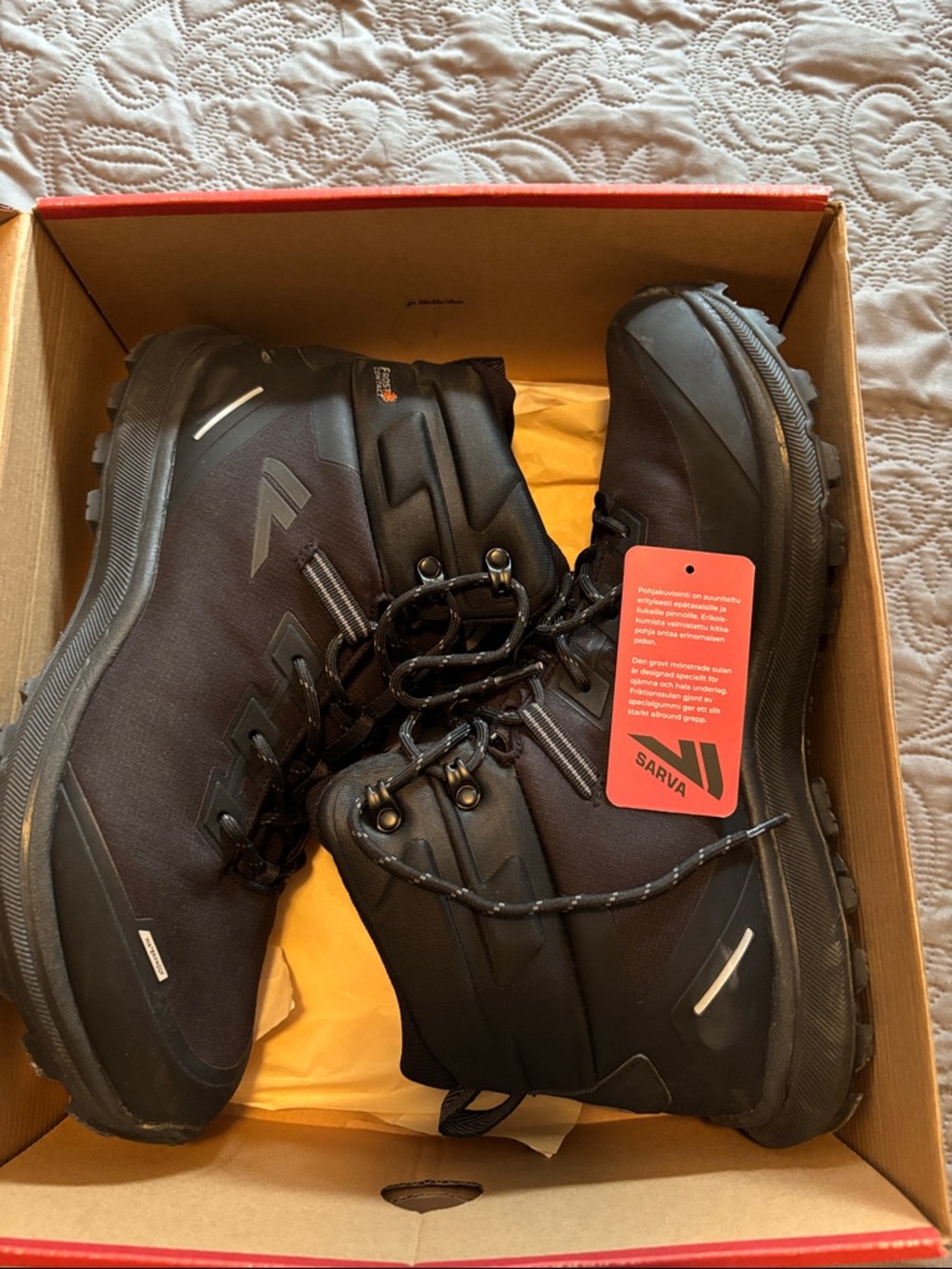 VJ Sarva Artix Mid Waterproof hiking boots